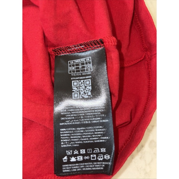 Guess Men's Short Sleeve V-neck‎ Spell-out Logo Tee Red Graphic Cotton Large - Picture 4 of 4